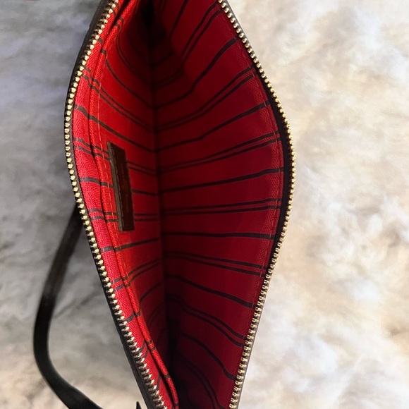 Authentic Louis Vuitton Damier Ebene Neverfull Pochette - Picture 7 of 8